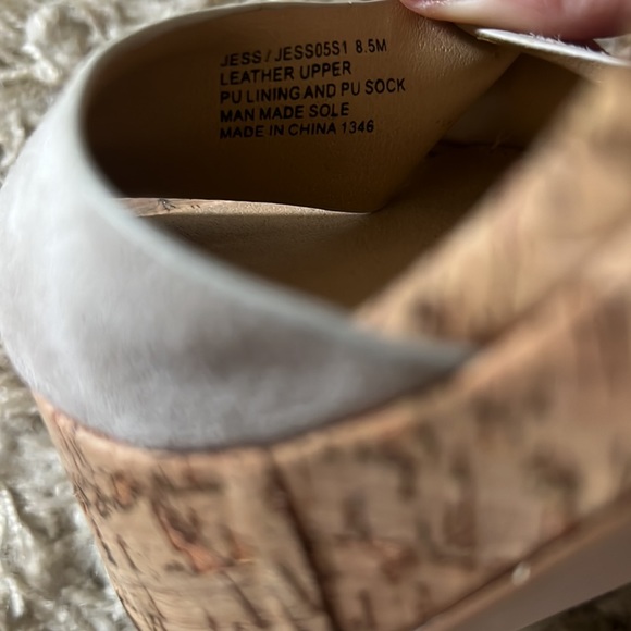 Steve Madden Jess gray suede cork platform heels - Picture 5 of 5